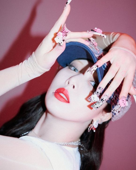 현아 콘셉트 포토 [사진=앳에어리어]