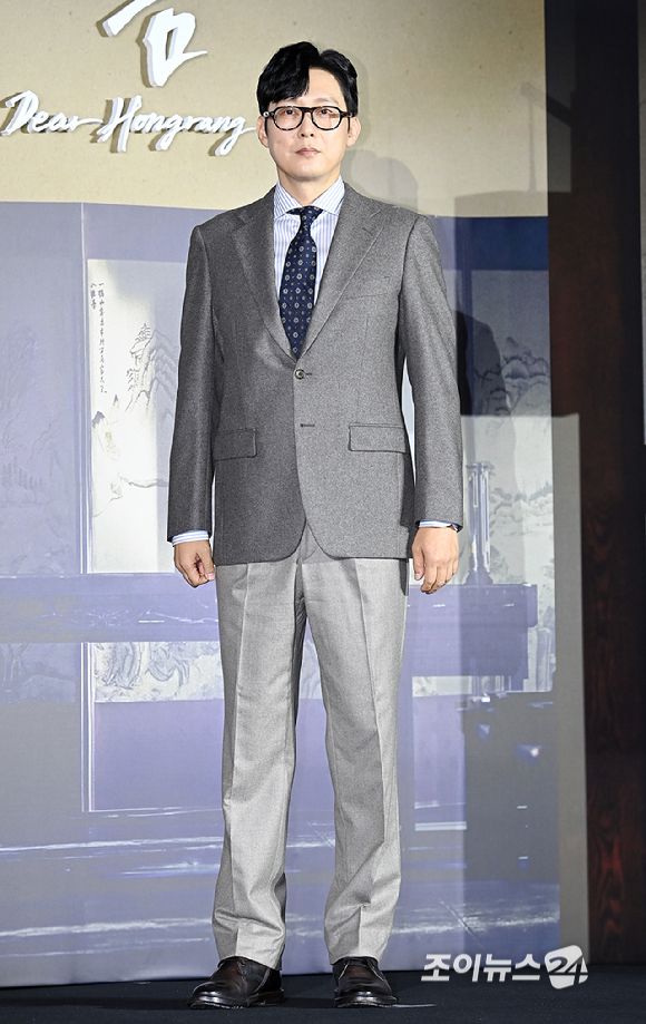 배우 박병은이 13일 서울 신도림 라마다 호텔에서 열린 넷플릭스 시리즈 '탄금' 제작발표회에서 포토타임을 갖고 있다. [사진=곽영래 기자]