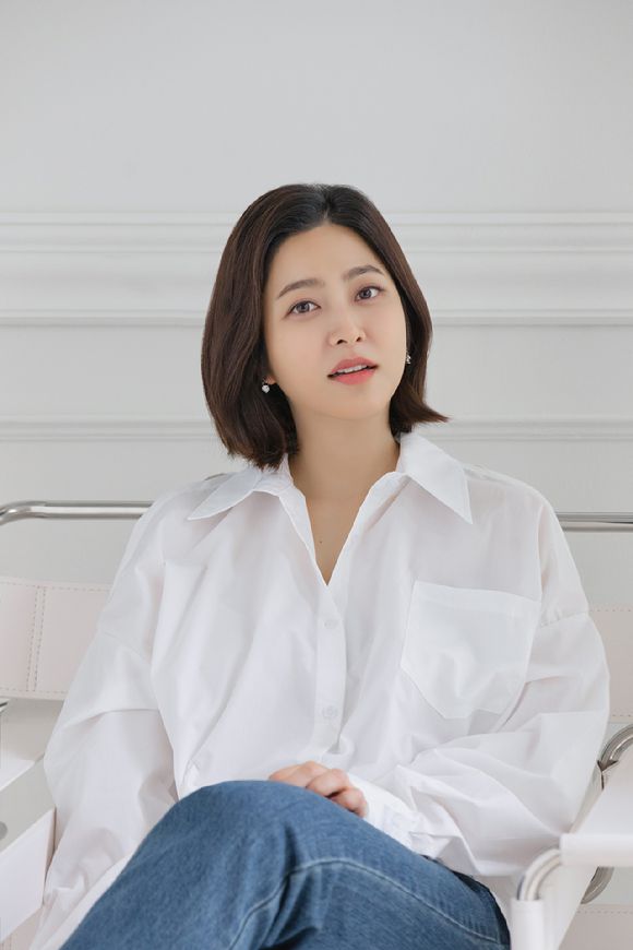 박세영이 10일 서울 강남구 모처에서 KBS 2TV '멘탈코치 제갈길' 종영 기념 인터뷰에서 포즈를 취하고 있다. [사진=씨엘앤컴퍼니]