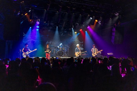 밴드 하이파이유니콘(Hi-Fi Un!corn)이 국내 첫 단독 콘서트를 열고 팬들을 만나고 있다. [사진=FNC엔터테인먼트]