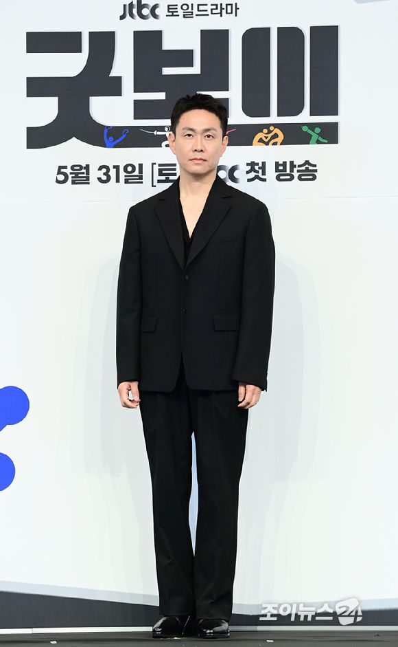 배우 오정세가 29일 오후 서울 구로구 신도림동 더 링크 서울 트리뷰트 포트폴리오 호텔에서 열린 JTBC 토일 드라마 '굿보이' 제작발표회에 참석하고 있다. [사진=정소희 기자]