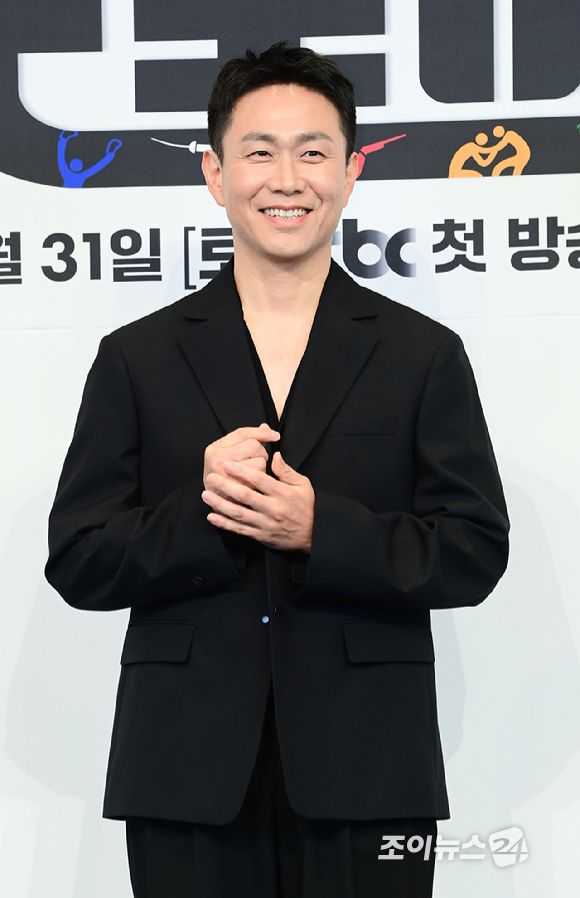 배우 오정세가 29일 오후 서울 구로구 신도림동 더 링크 서울 트리뷰트 포트폴리오 호텔에서 열린 JTBC 토일 드라마 '굿보이' 제작발표회에 참석하고 있다. [사진=정소희 기자]