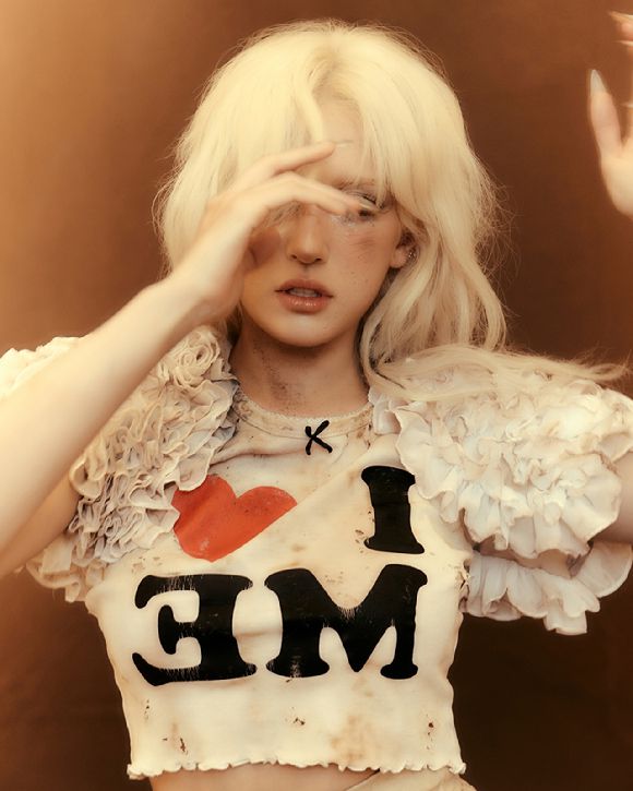 전소미 콘셉트 포토 [사진=더블랙레이블]