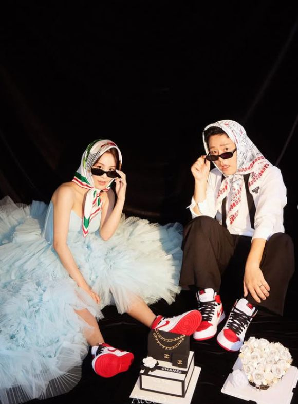 김지민 김준호가 웨딩화보를 공개했다. [사진=김지민 인스타그램 ]