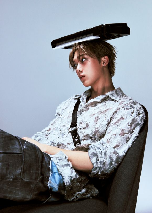 윤산하 솔로 신보 콘셉트 포토 [사진=판타지오]