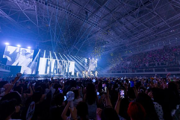 그룹 피원하모니(P1Harmony, 기호 테오 지웅 인탁 소울 종섭)가 '2025 P1Harmony LIVE TOUR 'P1ustage H : MOST WANTED'(플러스테이지 에이치 : 모스트 원티드) IN SEOUL'을 개최하고 팬들을 만나고 있다. [사진=FNC엔터테인먼트]