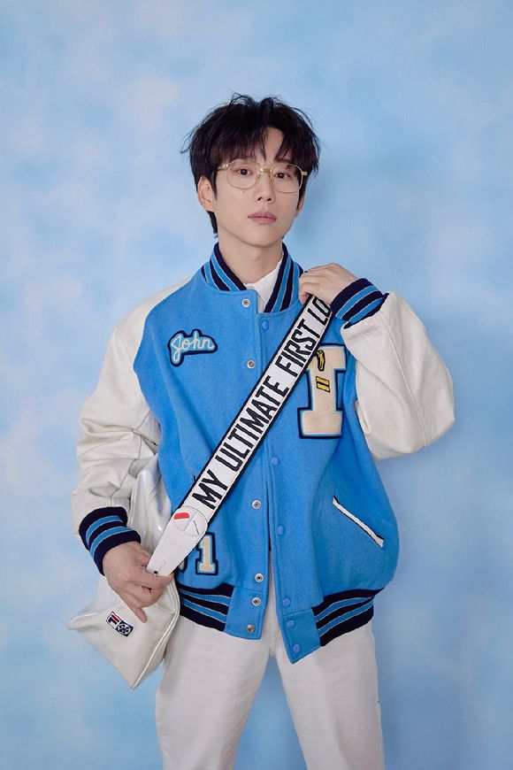 십센치 권정열 프로필 사진 [사진=매직스트로베리사운드]