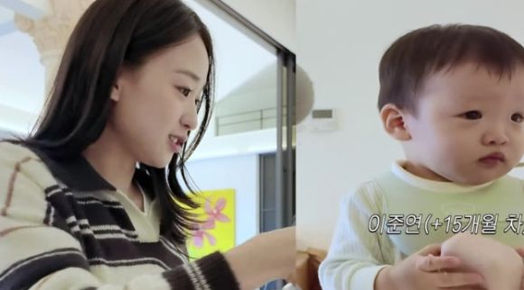 손연재가 유튜브 채널에서 육아 관련 아이템을 선보이고 있다. [사진=유튜브]