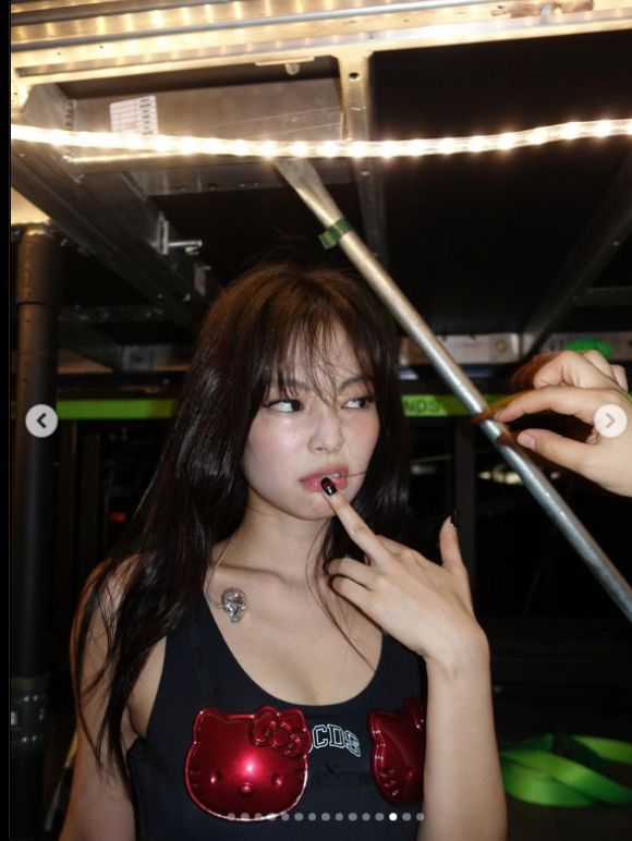 제니 [사진=제니 SNS]