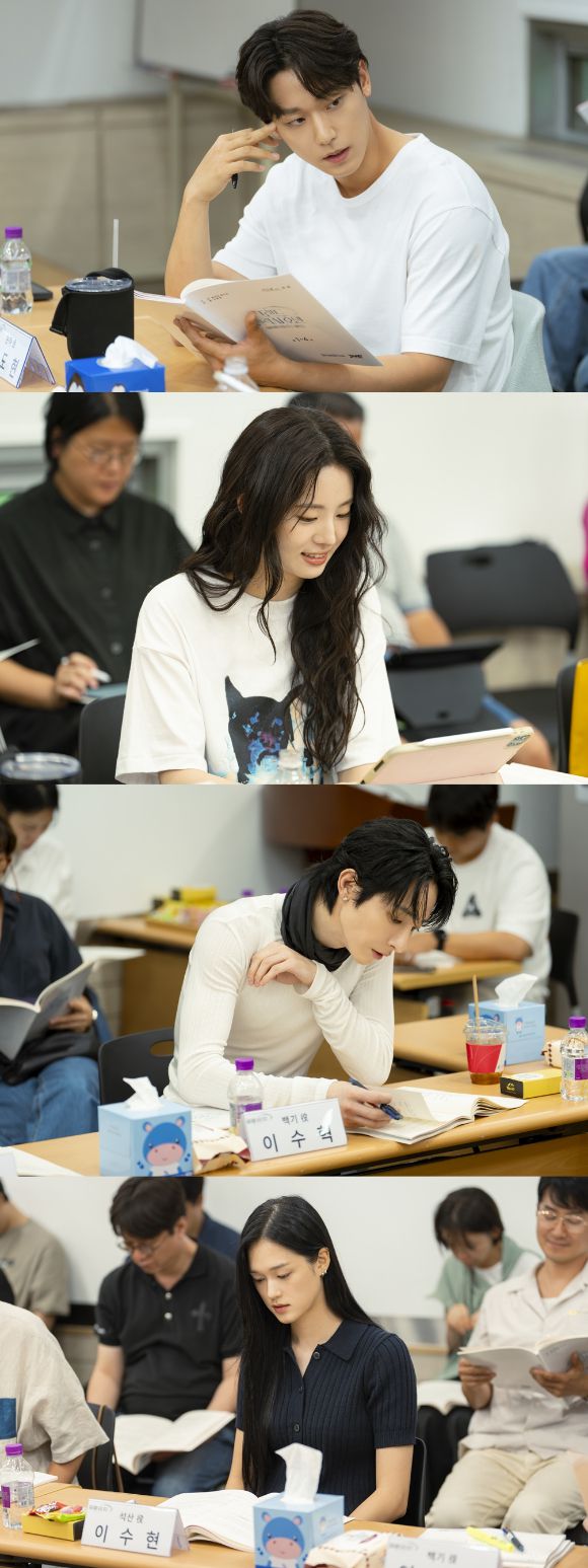 배우 이도현, 신시아, 이수혁, 이수현이 '그랜드 갤럭시 호텔'에 출연한다. [사진=넷플릭스]