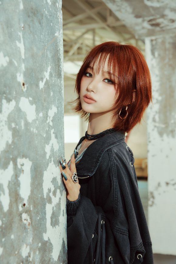 이프아이 샤샤 이미지 [사진=하이헷엔터테인먼트]