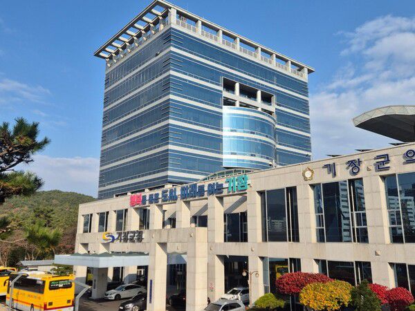 부산 기장군이 특정 정당과 종교단체 간 결탁설을 공식 부인했다. [사진=정대영 기자](포인트경제)