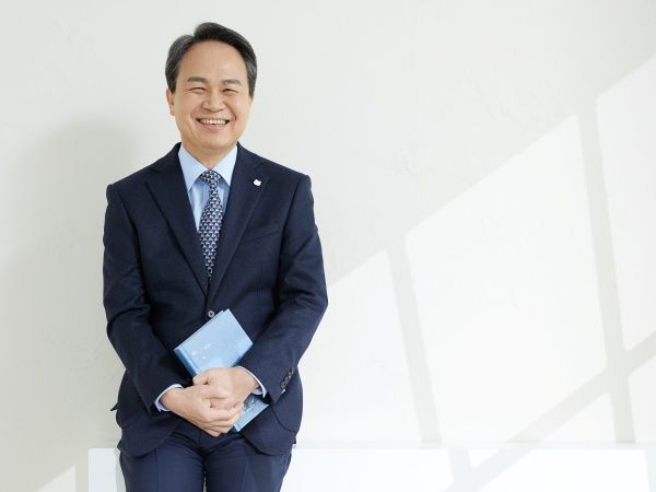 진옥동 신한금융그룹 회장. 사진ㅣ신한금융그룹