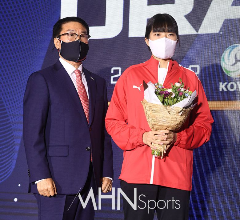 페퍼저축은행 김형실 감독-이민서ⓒMHN스포츠 이지숙 기자