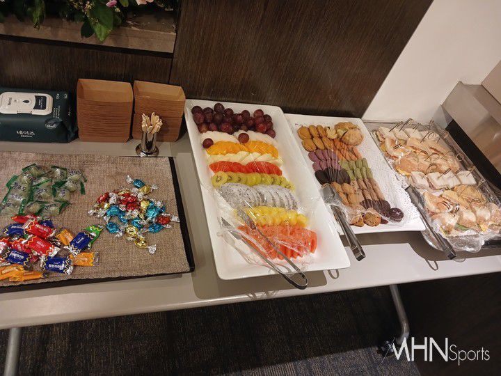선수들을 위한 간식ⓒMHN스포츠 엄민용 선임기자