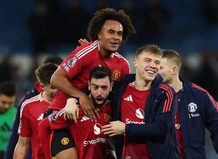 맨체스터 시티전 승리 후 기뻐하는 맨유 선수들