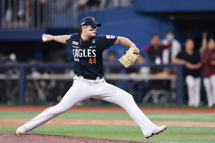 9일 서울 고척스카이돔에서 열린 키움과 경기 9회말 등판한 한화 김서현