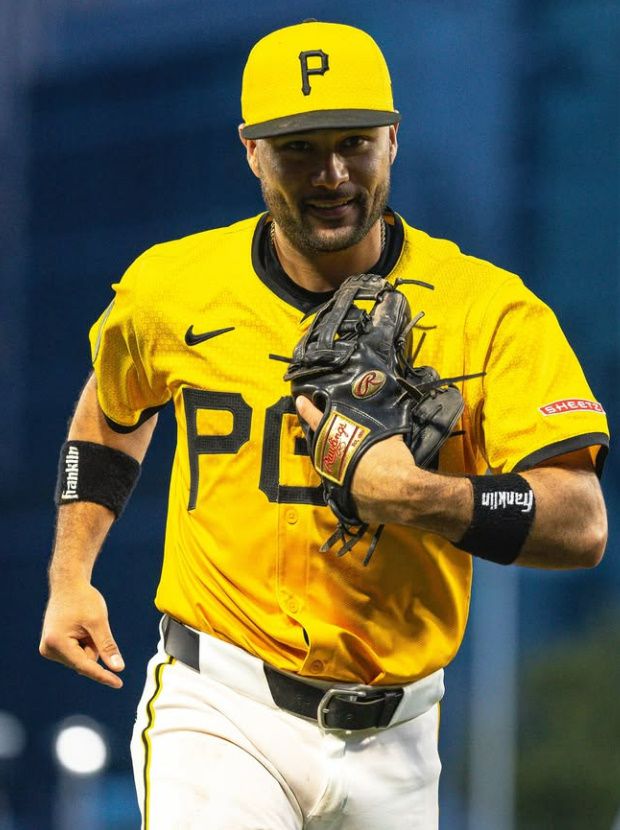 (피츠버그 유격수 아이재아 카이너-팔레파. 그는 메이저리그에서 1루만 빼고 모든 포지션을 다 소화한 경험이 있다)