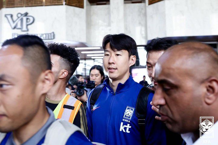 한국 축구 대표팀 주장 손흥민