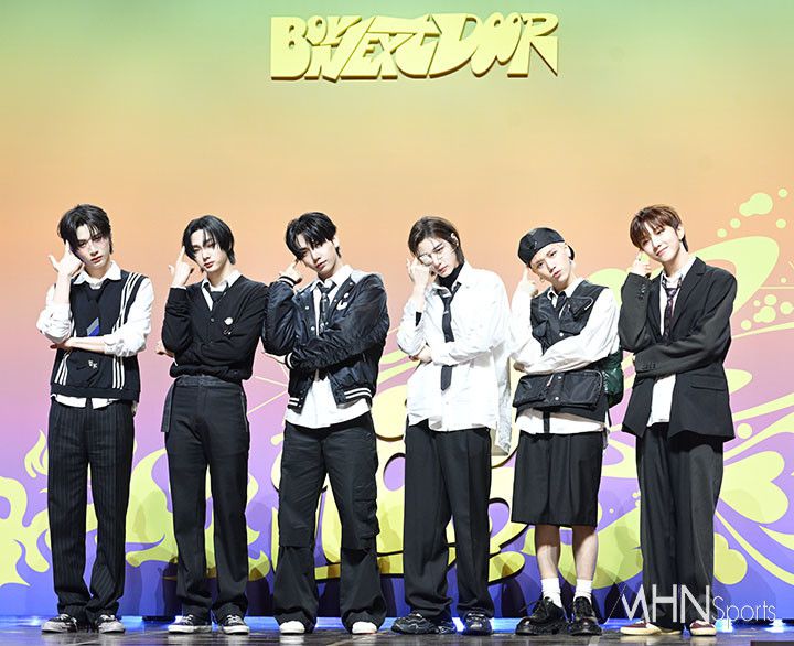 보이넥스트도어