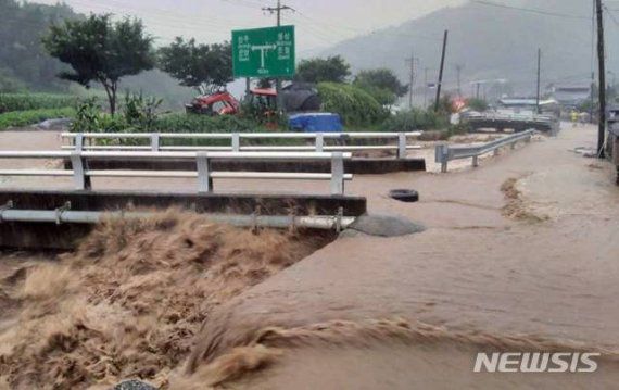 전북 최고 188㎜ '물폭탄'…침수·토사유출 등 피해 속출. 사진=뉴시스