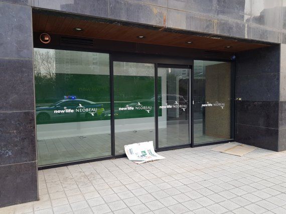 서울 고속터미널역 인근 한 건물 매장이 텅 비어있다. / 사진=이환주 기자