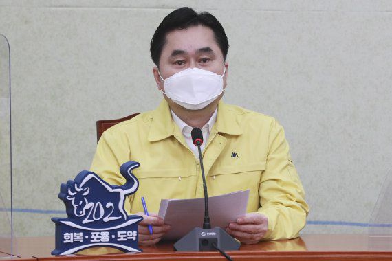 김종민 더불어민주당 수석 최고위원은 8일, 가능한 모든 제도적 장치를 통해 검찰의 민주적 통제를 강화하겠다고 밝혔다. 사진=뉴스1