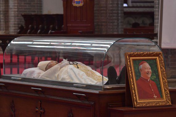 [서울=뉴시스]조수정 기자 = 28일 서울 명동성당에서 선종한 정진석 추기경이 안치돼 있다. (공동취재사진) 2021.04.28. photo@newsis.com /사진=뉴시스