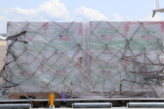 15일 인천공항에 도착한 미국 정부 제공 얀센 백신 40만회분. 자료 질병관리청