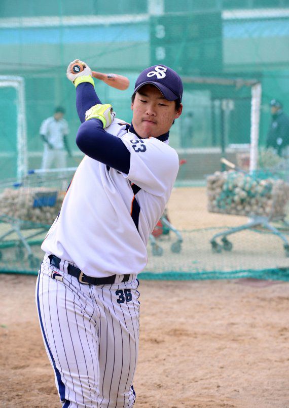 서울고 시절의 강백호.