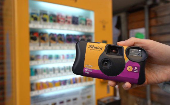 일회용 필름 카메라를 재활용한 업사이클링 카메라 / 사진=임예리 기자