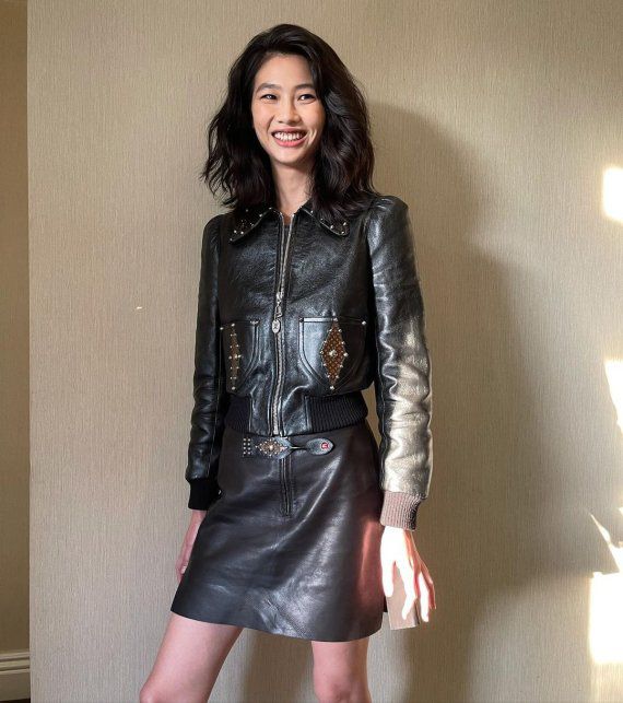 레이어드 펌을 한 정호연. 루이비통 오프닝에 선 당시에도 레이어드 펌으로 시크한 매력을 뽐냈다. 사진=정호연 인스타그램 © 뉴스1 /사진=뉴스1