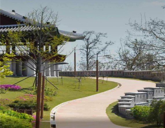 인천시는 26일 다시 찾은 일상을 맞아 시민의 건강생활 실천을 위해 각 군·구별로 다양한 ‘걷기 좋은 길’ 103개 코스를 선정했다.