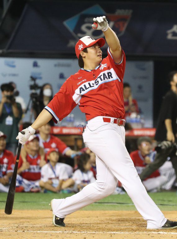2022 KBO 올스타전 홈런레이스에 나선 KIA 나성범의 타격 폼. /사진=뉴시스화상