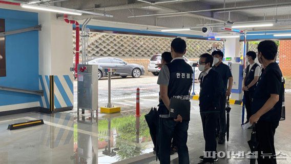 정동선 시흥도시공사 사장 9일 재해취약시설 현장점검. 사진제공=시흥도시공사