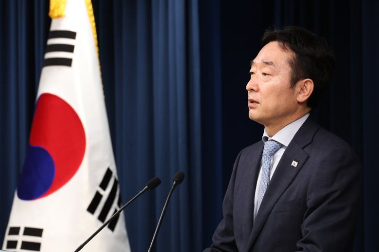 대통령실 "윤석열 대통령, 주한 튀르키예 대사관 조문" (서울=연합뉴스) 임헌정 기자 = 이도운 대통령실 대변인이 9일 오후 서울 용산 대통령실 청사에서 윤석열 대통령의 주한 튀르키예 대사관 조문 관련 브리핑을 하고 있다. 2023.2.9 kane@yna.co.kr (끝)