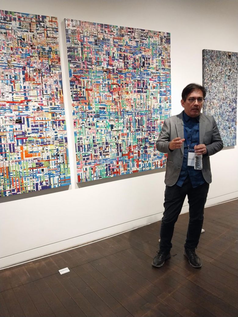 초이 춘 웨이와 그의 작품 / 사진=이환주 기자