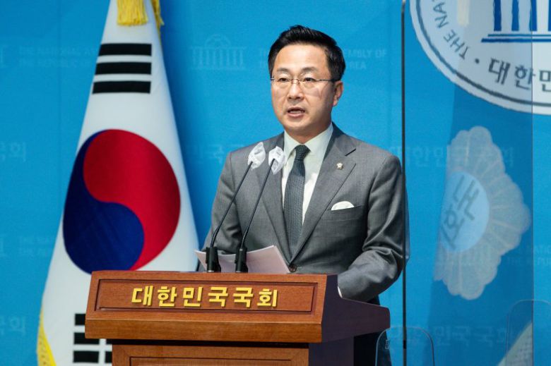 박성준 더불어민주당 대변인이 29일 서울 여의도 국회 소통관에서 브리핑을 하고 있다. 2023.1.29/뉴스1 ⓒ News1 유승관 기자 /사진=뉴스1