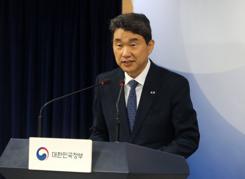 이주호 사회부총리 겸 교육부 장관이 21일 오전 서울 종로구 정부서울청사에서 공교육 경쟁력 제고 방안을 발표하고 있다. 뉴시스