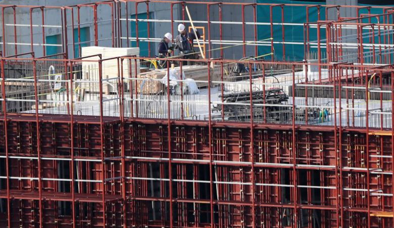 [서울=뉴시스] 추상철 기자 = 서울 시내 한 아파트건설 현장. (사진은 기사와 직접 관련 없습니다)