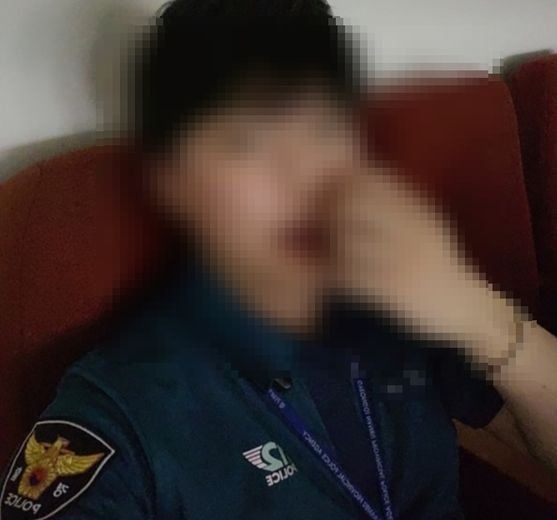 전직 경찰관 A씨가 소개팅앱에서 사용했던 프로필. 사진=중앙일보