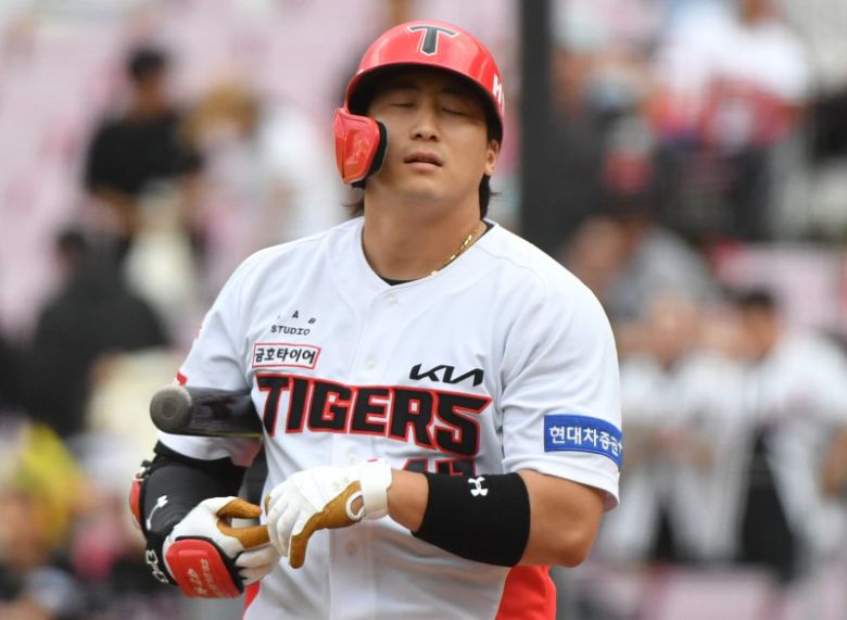 [광주=뉴시스] 정말 뼈아팠던 나성범의 부상. 나성범의 부상으로 사실상 KIA는 5강을 포기하는 상태까지 몰렸다