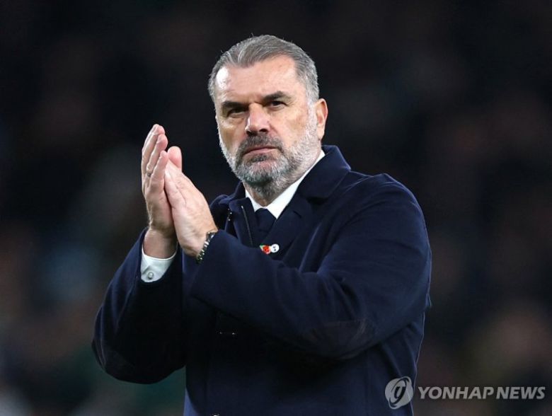 포스테코글루 감독은 경기 후 기자회견에서 "우리 선수들이 후반에 보여준 노력은 대단했다. 이런 대단한 팀을 상대로 원정 경기에서는 휩쓸리기 쉬운데, 포기하지 않았다"고 말했다.