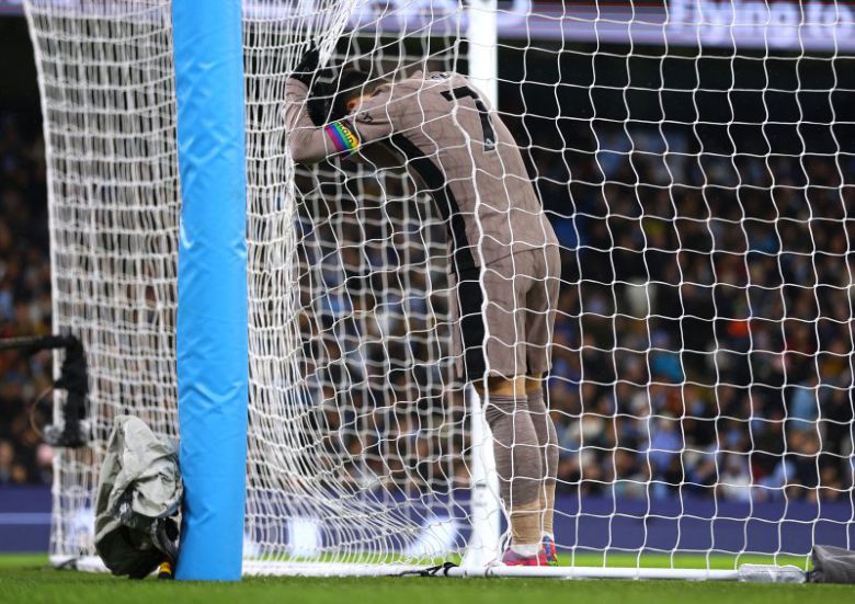 손흥민은 이날 주장으로서 엄청난 투혼을 보여주었다[사진 = 뉴스1]