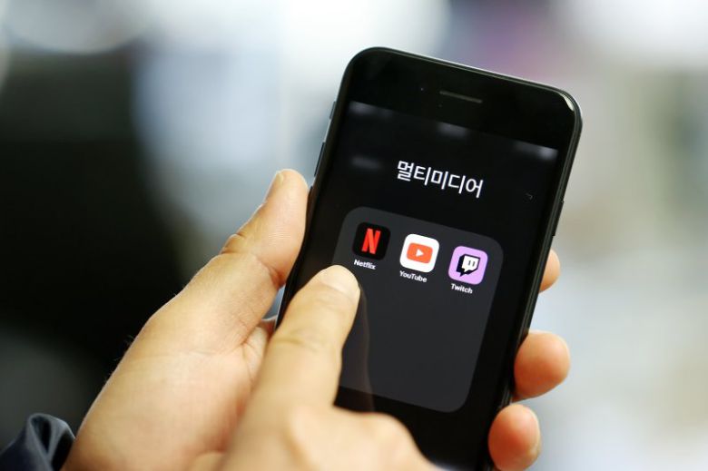 넷플릭스, 유튜브, 트위치 등. 뉴시스