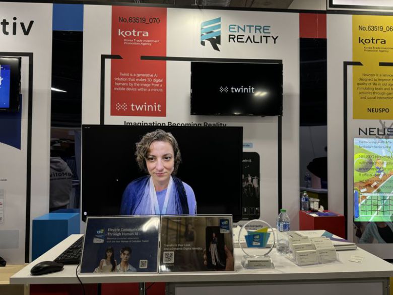 CES 2024에서 혁신상을 수상한 앙트러리얼리티의 통합한국관 내 부스 전경. 사진=최종근 기자