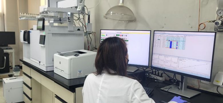 대구상수도사업본부 수질연구소의 수질분석 장면. 대구상수도사업본부 제공