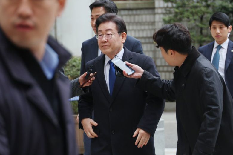 법정 향하는 이재명 대표./사진=연합뉴스 제공