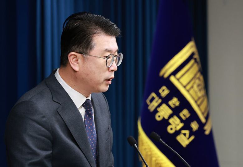 장상윤 대통령실 사회수석이 지난달 28일 서울 용산 대통령실 청사에서 교육발전특구 시범지역 1차 지정 관련 브리핑을 하고 있다. 사진=뉴시스