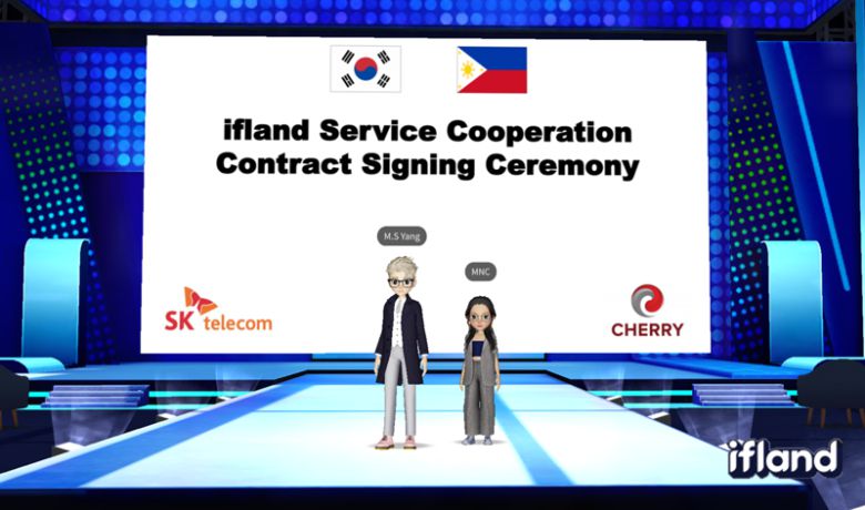 양맹석 SK텔레콤 메타버스 CO 담당의 아바타(왼쪽)와 미셸 마리 응구신코 필리핀 체리 COO의 아바타가 이프랜드 상에서 협력을 체결한 후 기념사진을 촬영하고 있다. SKT 제공